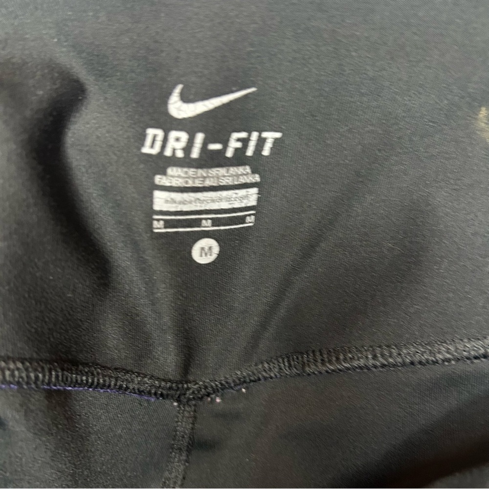 Nike Dri-FIT Capri Leggings Black Purple Logo Women’s Medium - Picture 6 of 8